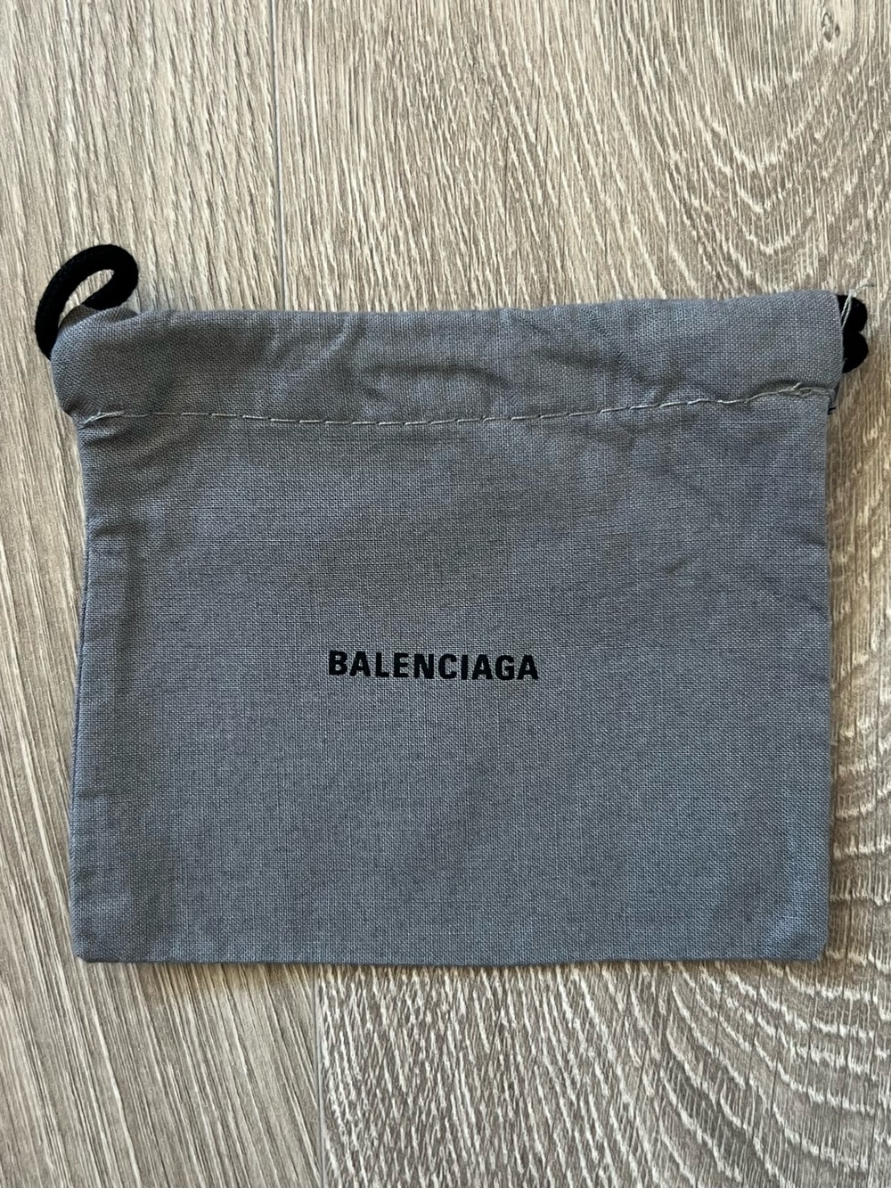Balenciaga dust bag (C677)